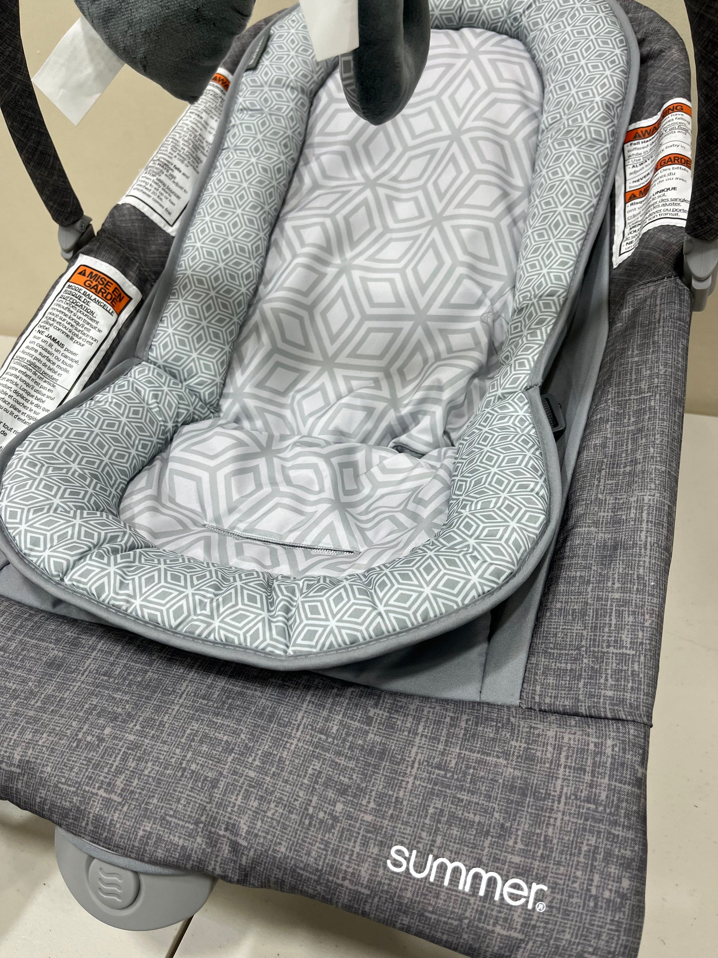 Summer Infant 2-in-1 Bouncer & Rocker Duo - Heather Gray (Gently Used)