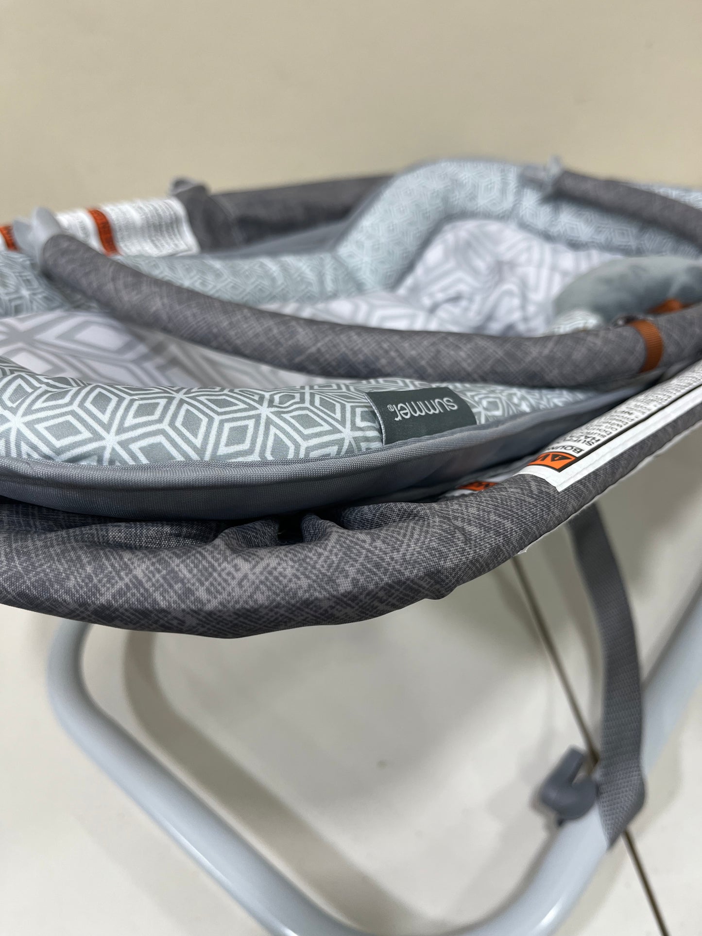 Summer Infant 2-in-1 Bouncer & Rocker Duo - Heather Gray (Gently Used)