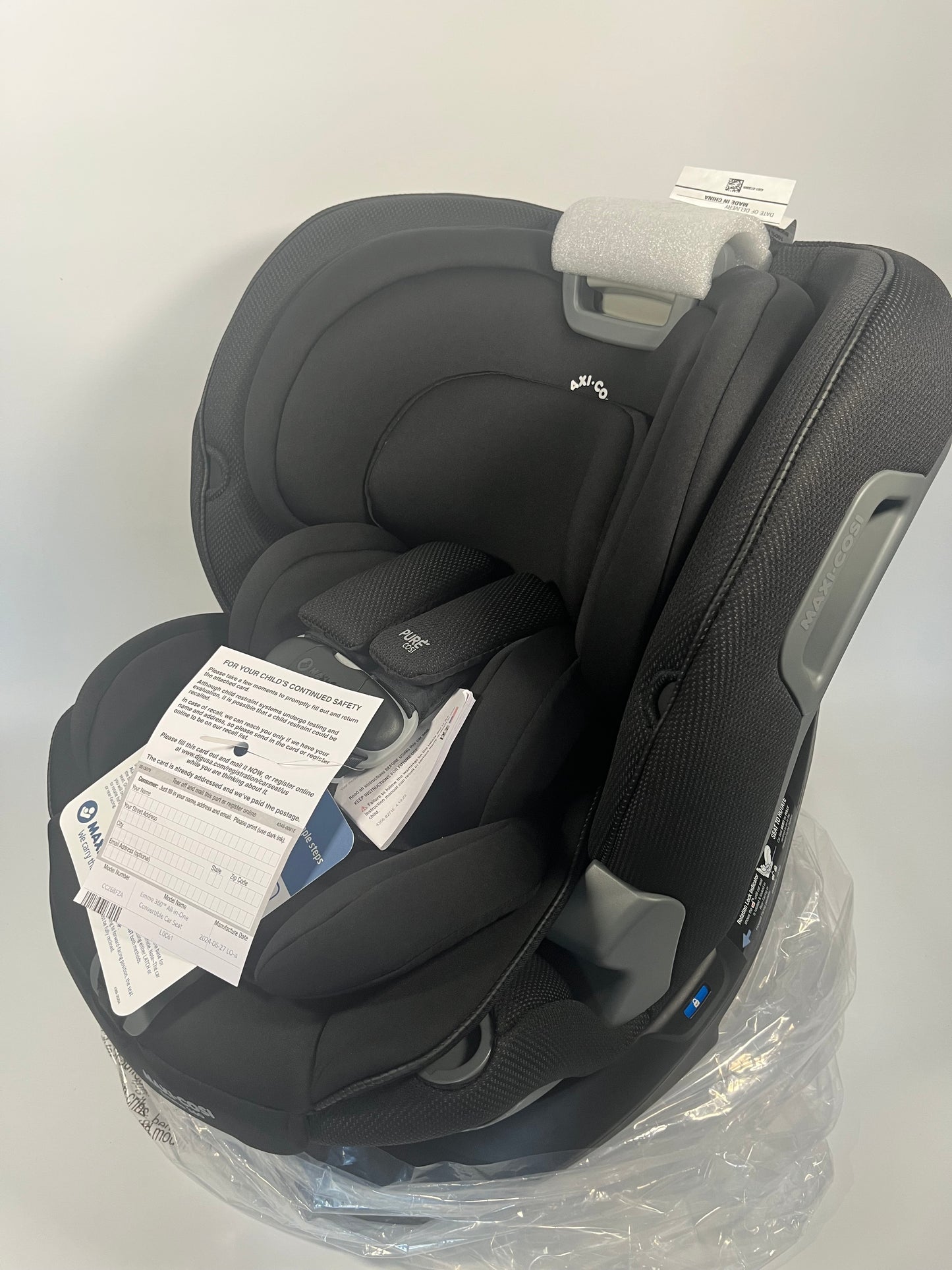 Maxi-Cosi Emme 360 Rotating Convertible Car Seat - Midnight Black