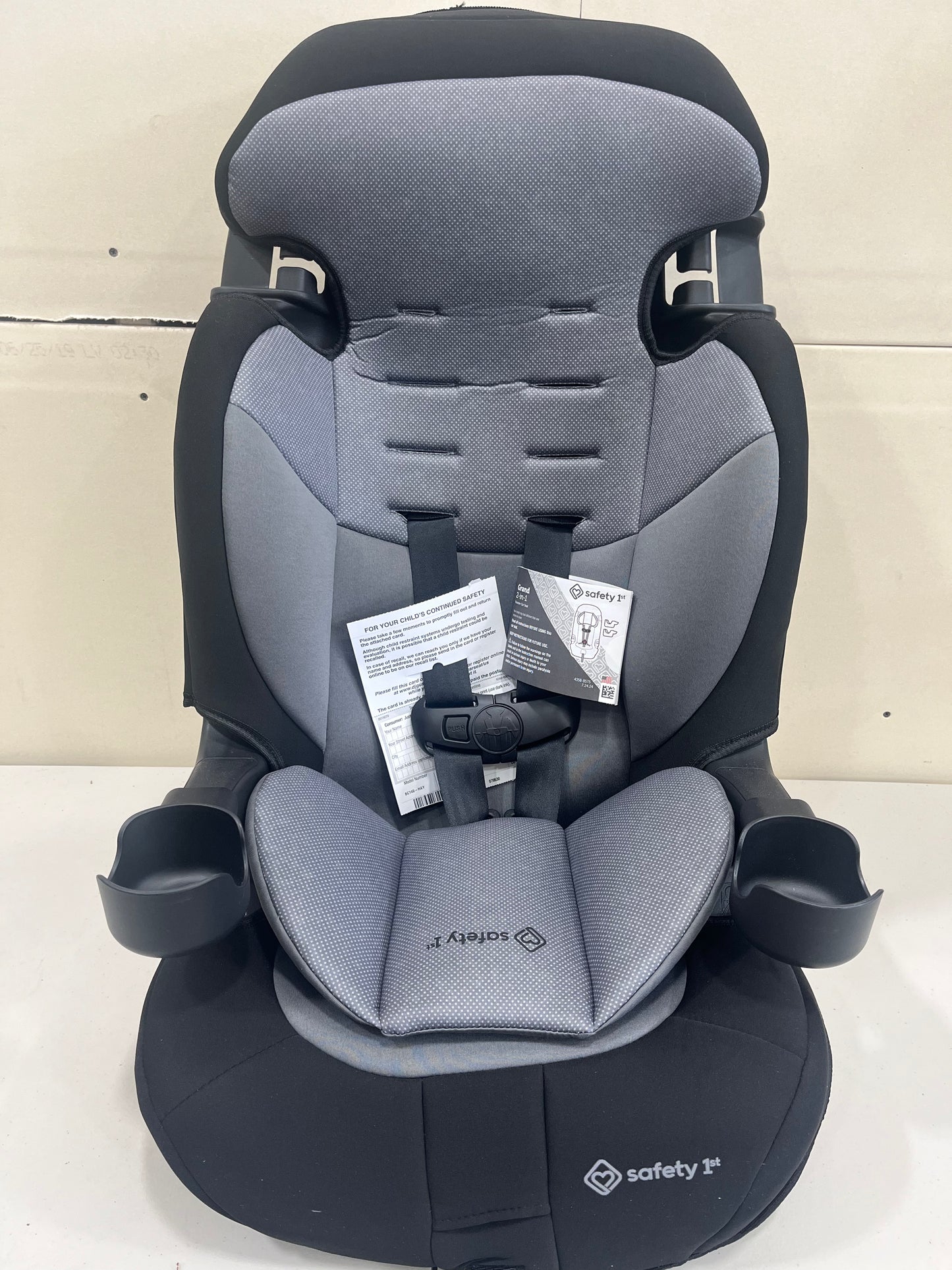 Safety 1st Grand 2-in-1 Booster Car Seat - High Street