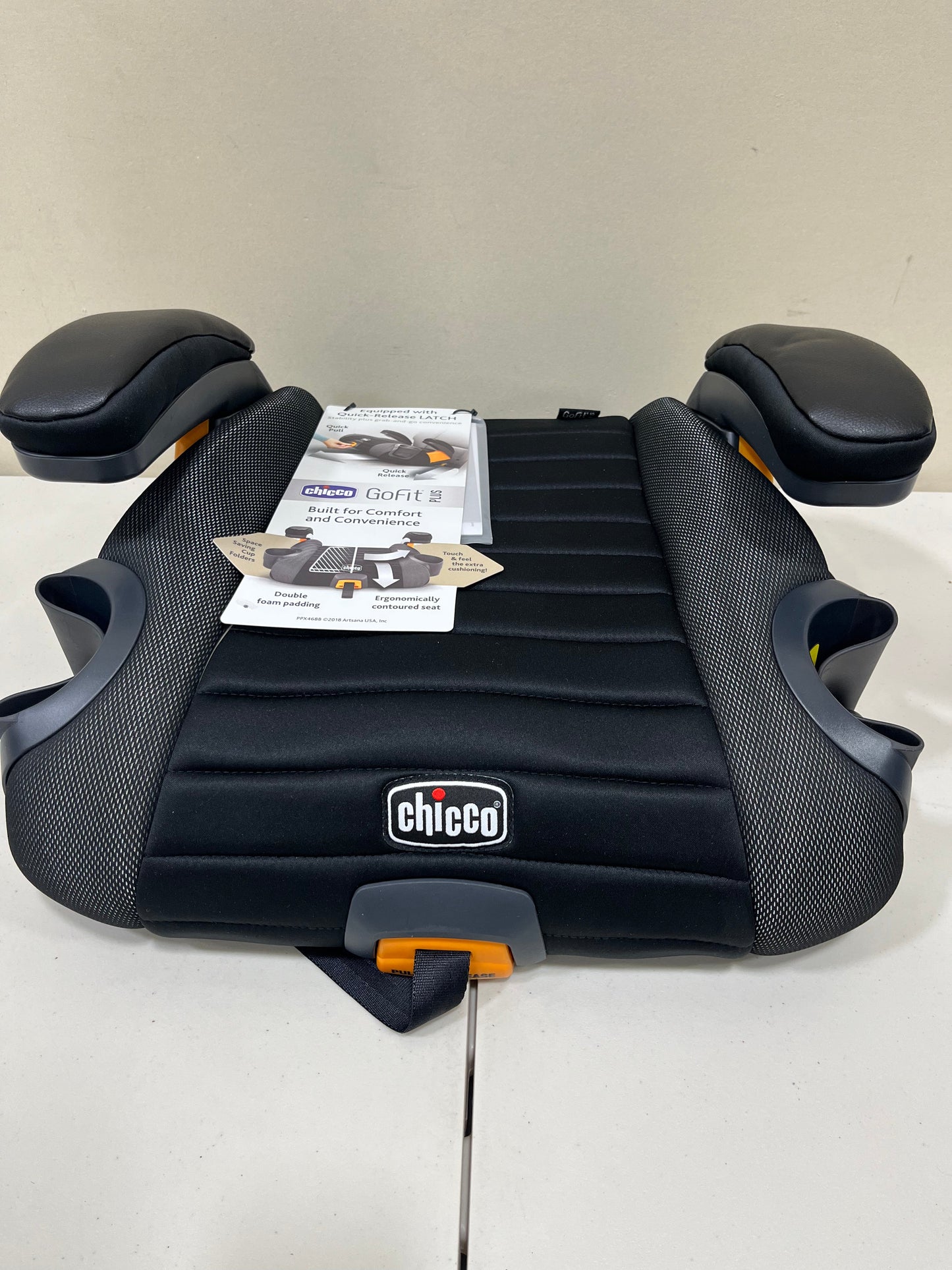 Chicco GoFit Plus Backless Booster Car Seat with Latch - Iron  (Gently Used)
